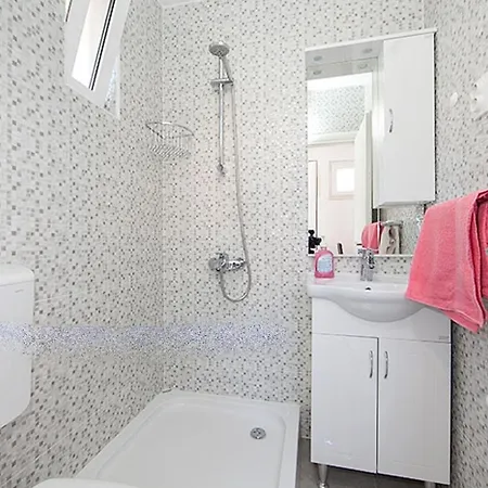 In With Sea View, Balcony, Air Conditioning, Wifi 3674-3