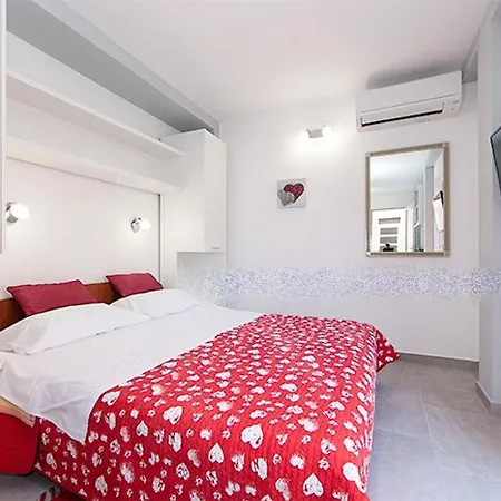 In With Sea View, Balcony, Air Conditioning, Wifi 3674-3 * Tucepi